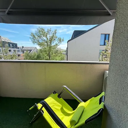 H17 Apartament