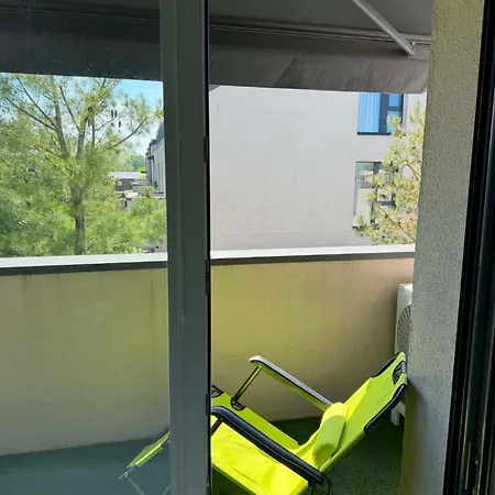 H17 Apartament